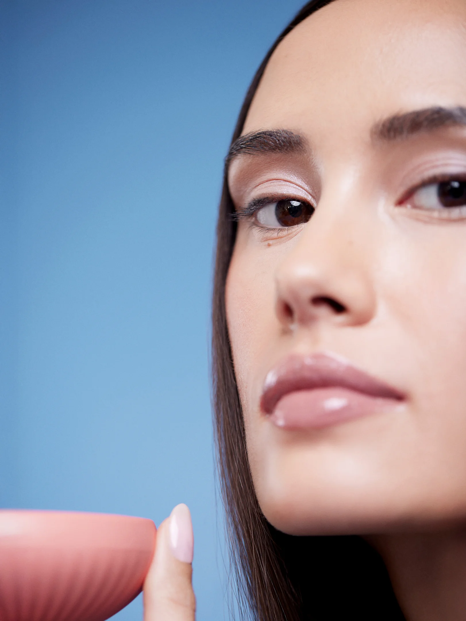 Natürliches Make-up mit Sensai Beauty für strahlende und gepflegte Haut