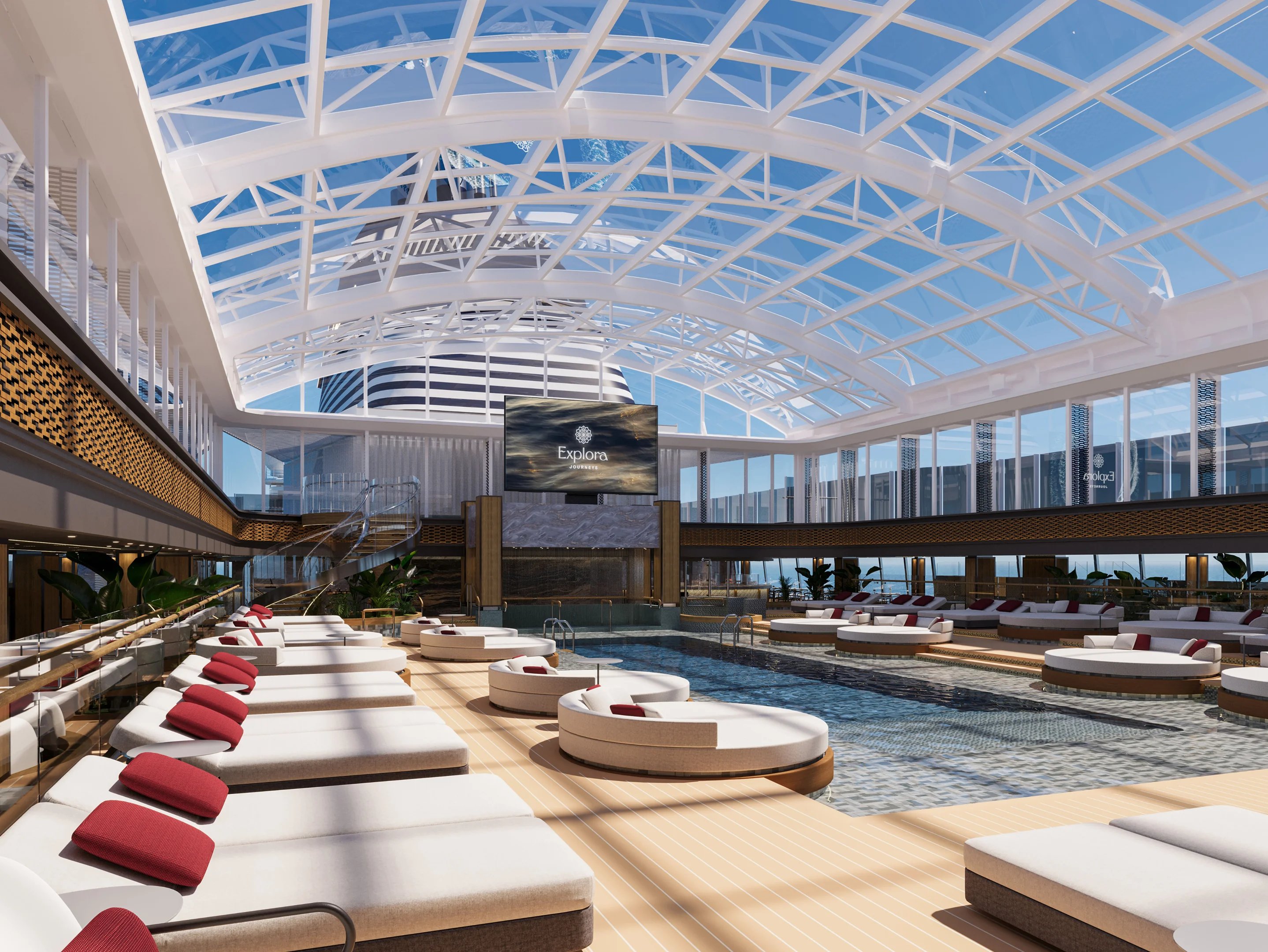 Indoor Pool mit Glasdach auf der EXPLORA III Luxuskreuzfahrt