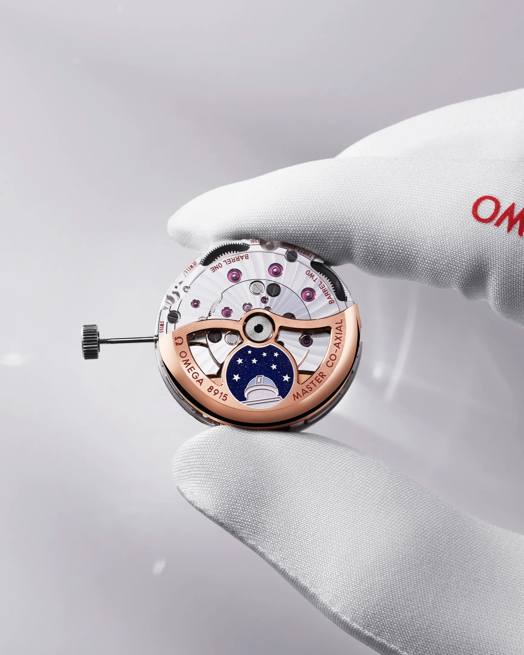 Omega Master Co-Axial Kaliber 8915 Automatikwerk mit Rotor und Genfer Streifen
